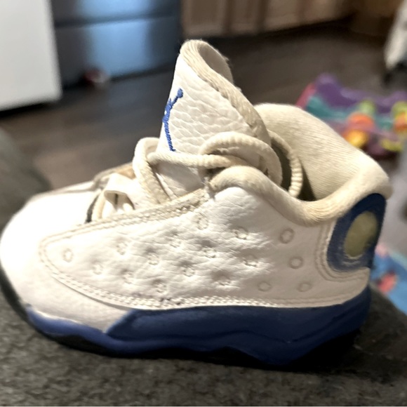 Air Jordan 13 retro hyper royal sz 6c - Picture 1 of 1